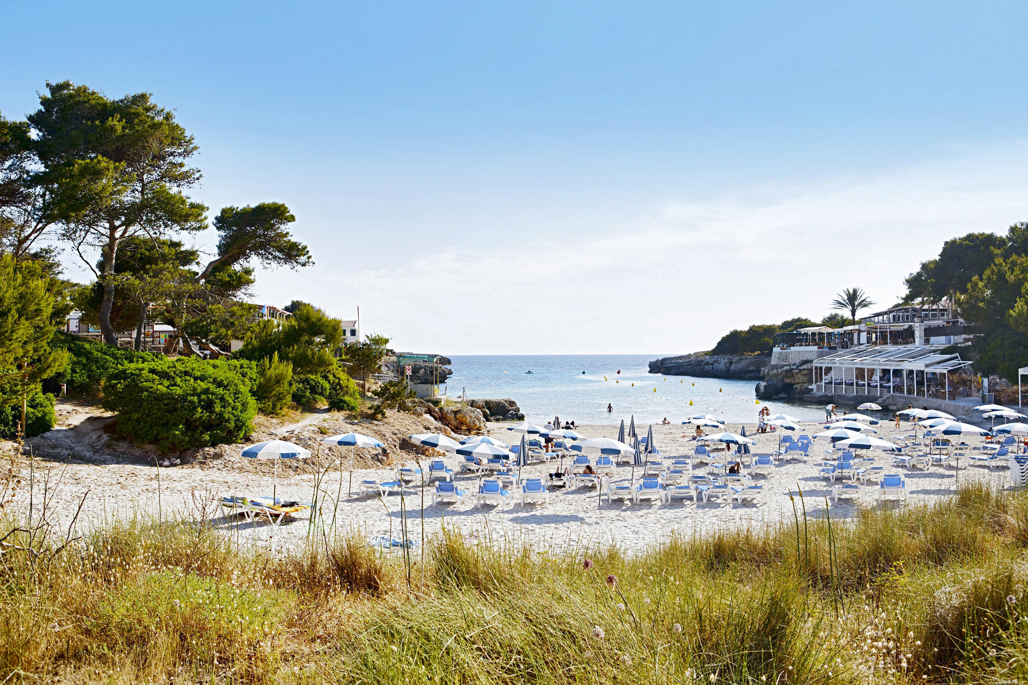 Globales Cala Blanca Hotel Cala Blanca  Exterior photo